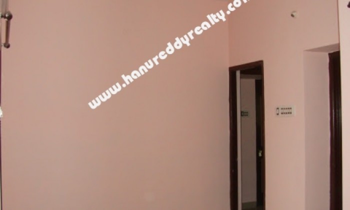 2 BHK Flat for Rent in Maduravoyal